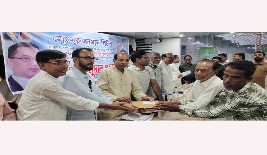 শার্শা উপজেলার ৩২ পূজামণ্ডপে  বিএনপি নেতা লিটনের অনুদান