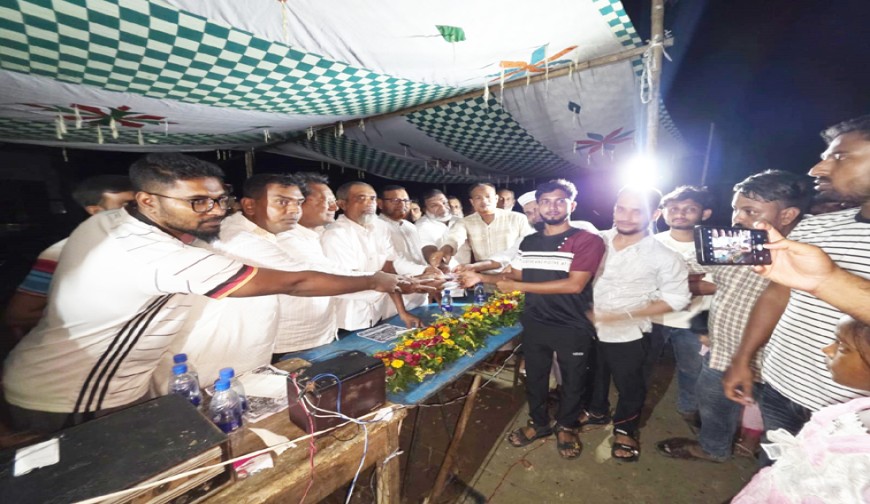 মণিরামপুরে আট দলীয় হাডুডু টুর্নামেন্টে  চ্যাম্পিয়ন জাকারিয়া একাদশ