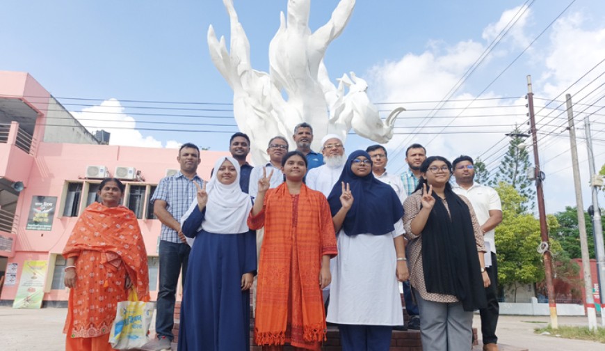 যশোরে শিক্ষা বোর্ডের শীর্ষস্থান ধরে  রেখেছে যশোর, তলানিতে নড়াইল