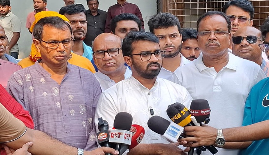 দুর্গোৎসবে বিশৃঙ্খলা সৃষ্টির জন্য আ.লীগ  ভারতে বসে ষড়যন্ত্র করছে : রাশেদ খাঁন