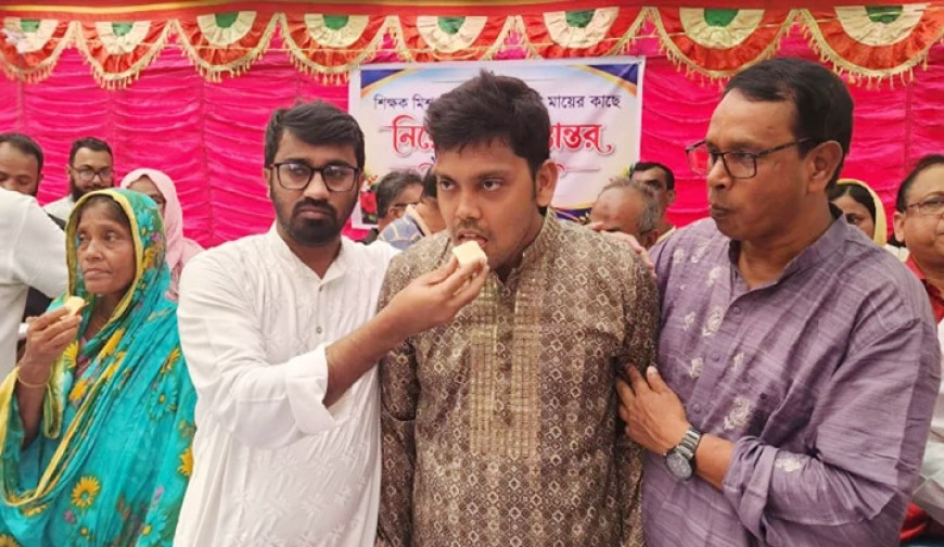 সেই মিশন আচার্যের নিয়োগপত্র বাড়িতে  পৌঁছে দিলেন রাশেদ খাঁন