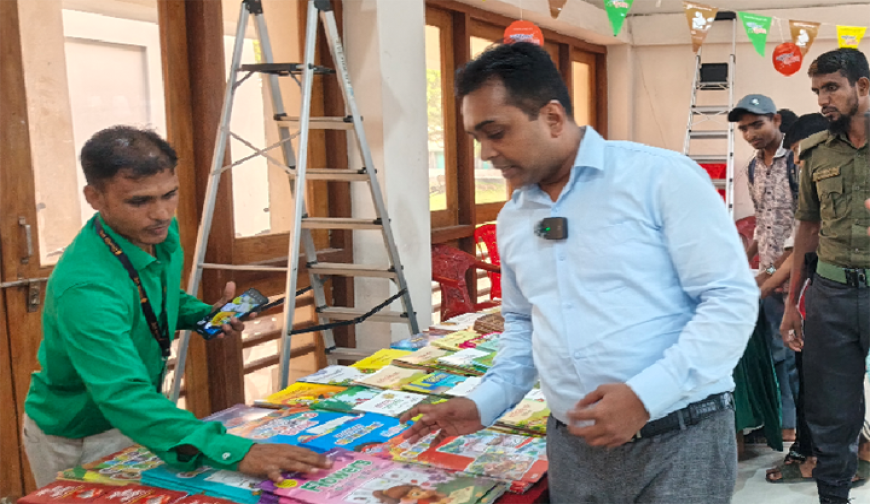 কলারোয়ায় পাঁচ দিনব্যাপী  ভ্রাম্যমাণ বইমেলার উদ্বোধন