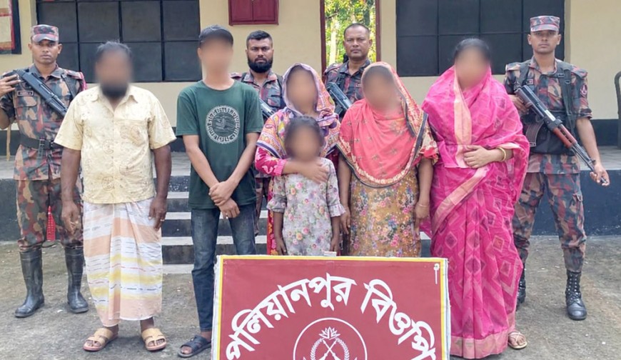 সীমান্ত দিয়ে অবৈধভাবে ভারত  যাওয়ার চেষ্টা, আটক ৬
